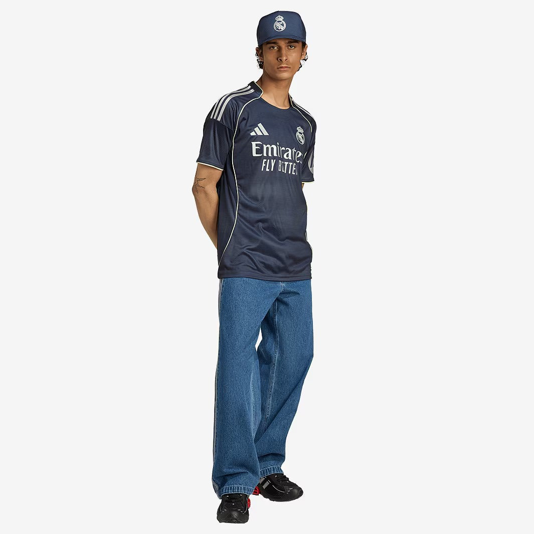 Camisa Real Madrid 2025/26 II Torcedor