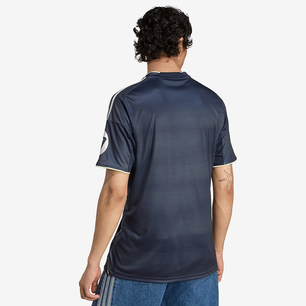 Camisa Real Madrid 2025/26 II Torcedor