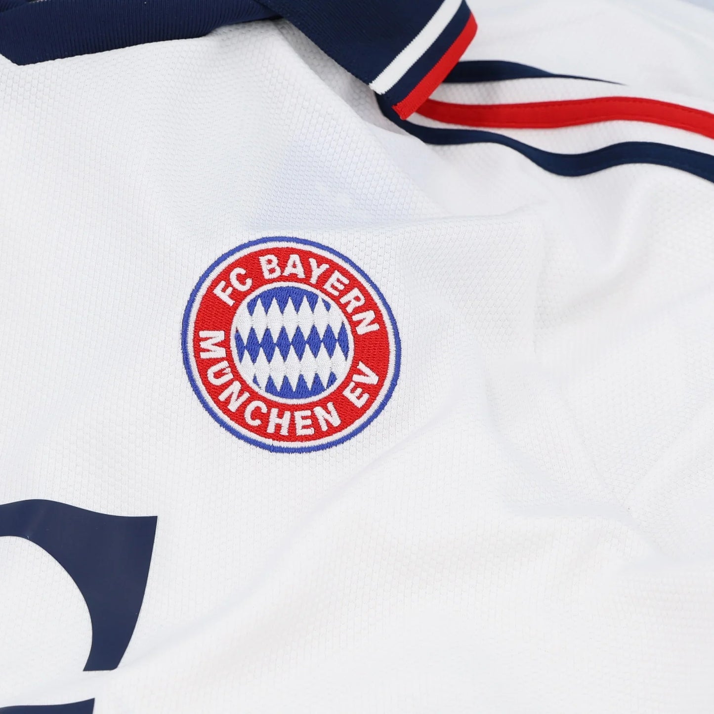 Camisa Bayern de Munique 2026/2027 II Torcedor