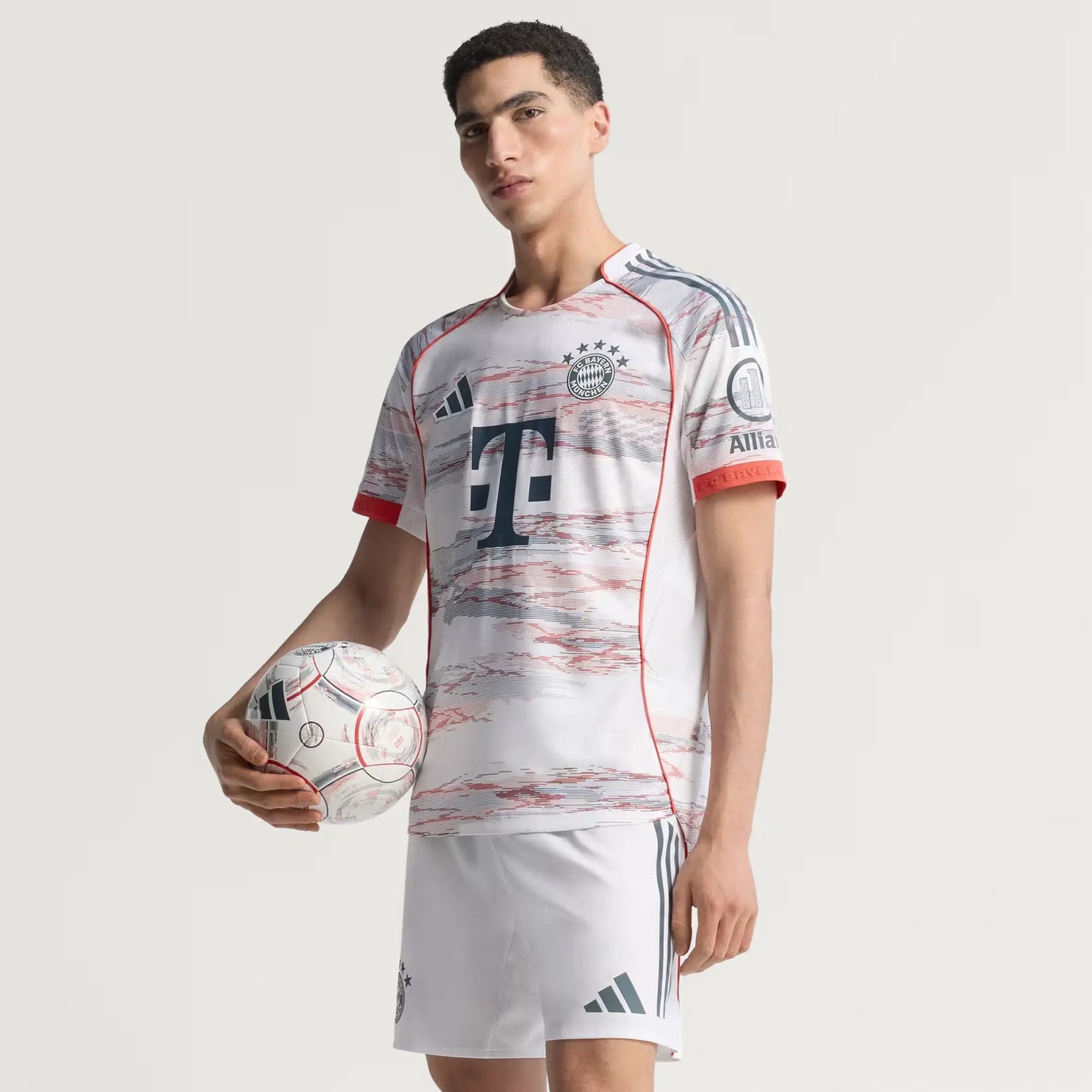 Camisa Bayern de Munique 2025/26 II Jogador