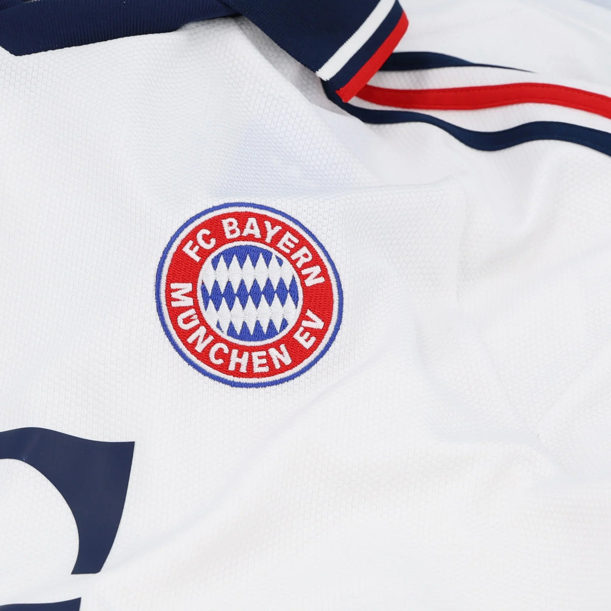 Camisa Bayern de Munique 2026/2027 II Torcedor - foto 5 | Torcedor Shop