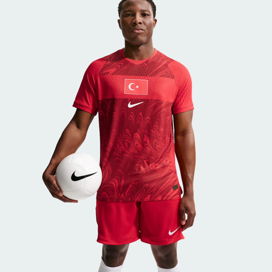 Camisa Turquia 2026/27 I Jogador | Torcedor Shop