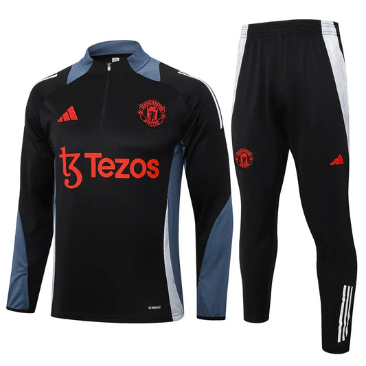 Conjunto Manchester United Zíper Curto Treino Preto 2024/25 | Torcedor Shop