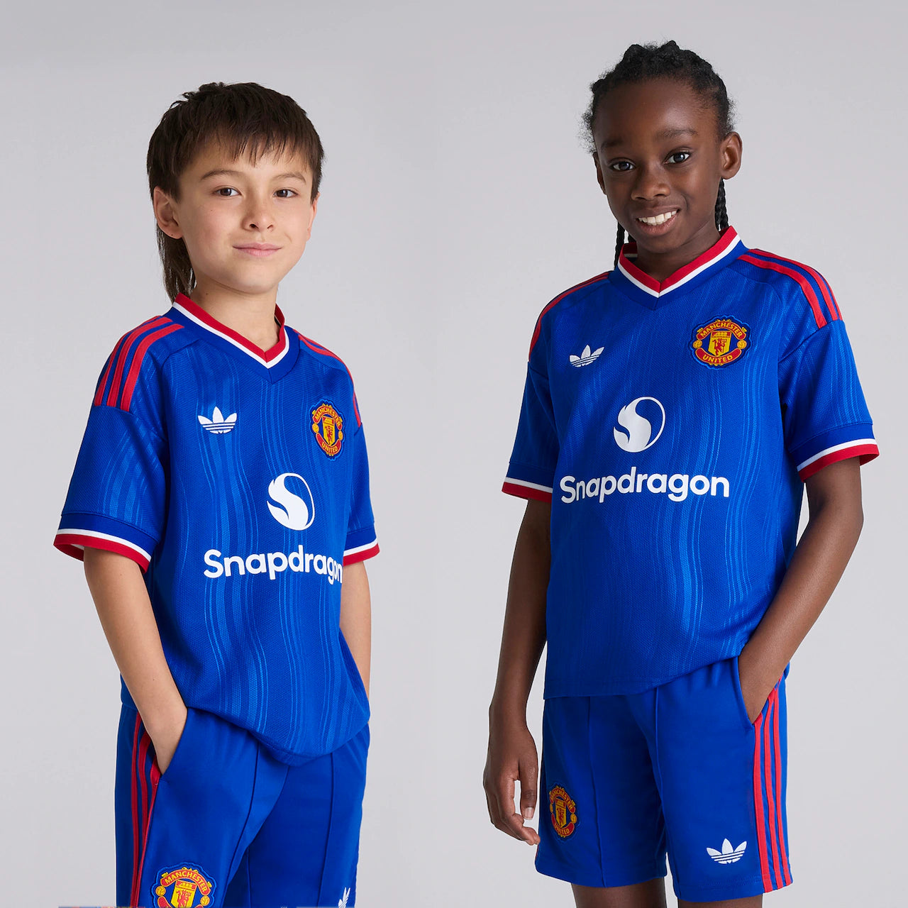 Conjunto Manchester United II 26/27