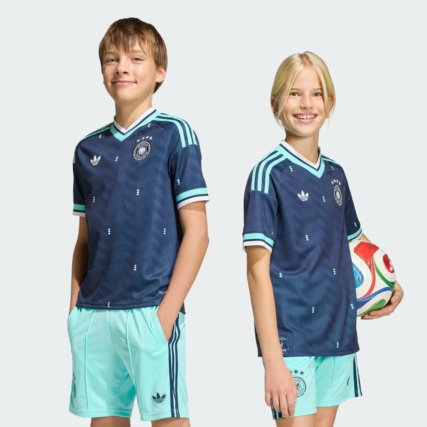 Conjunto Infantil Alemanha 2026/27 II