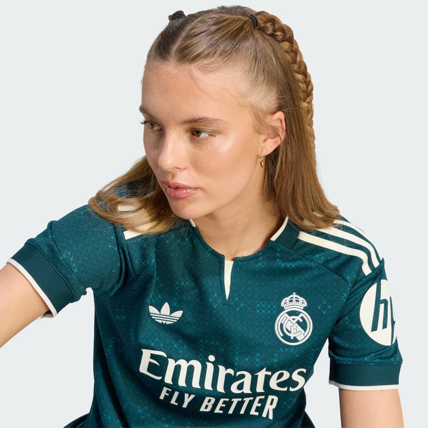 Camisa Feminina Real Madrid II 2026/2027 Torcedor