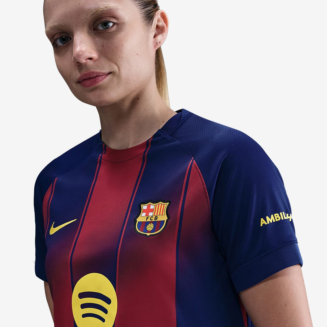 Camisa Feminina Barcelona 2025/26 Torcedor