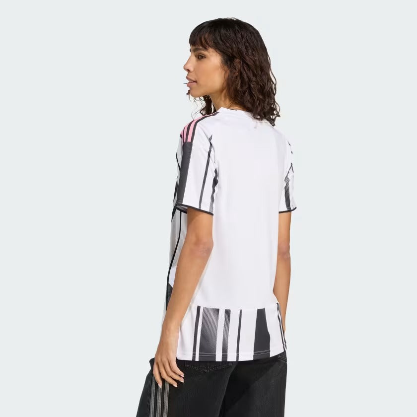 Camisa Feminina Juventus FC 2025/26 I Torcedor