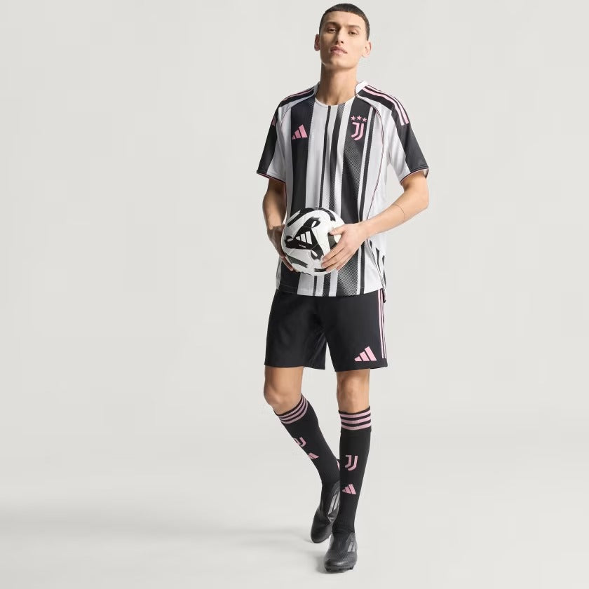 Camisa Juventus FC 2025/26 I Jogador